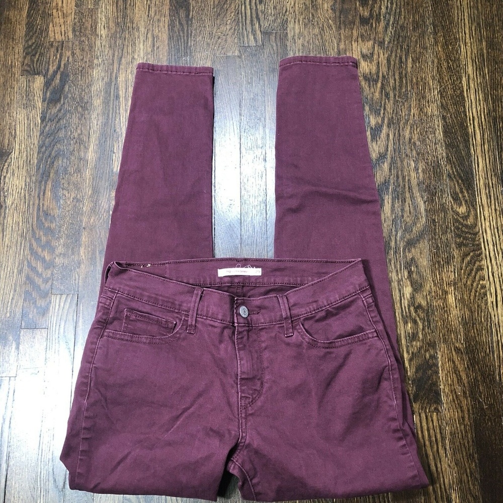Levi’s Jeans 710 Super Skinny Burgundy Size 29